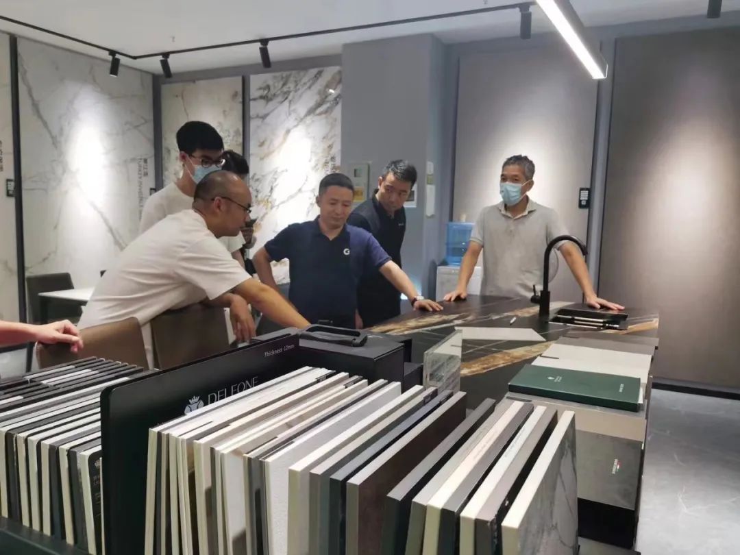 榜樣“豐”采 | 杭州德利豐巖板專賣店店長如何簽下80萬巖板大單？