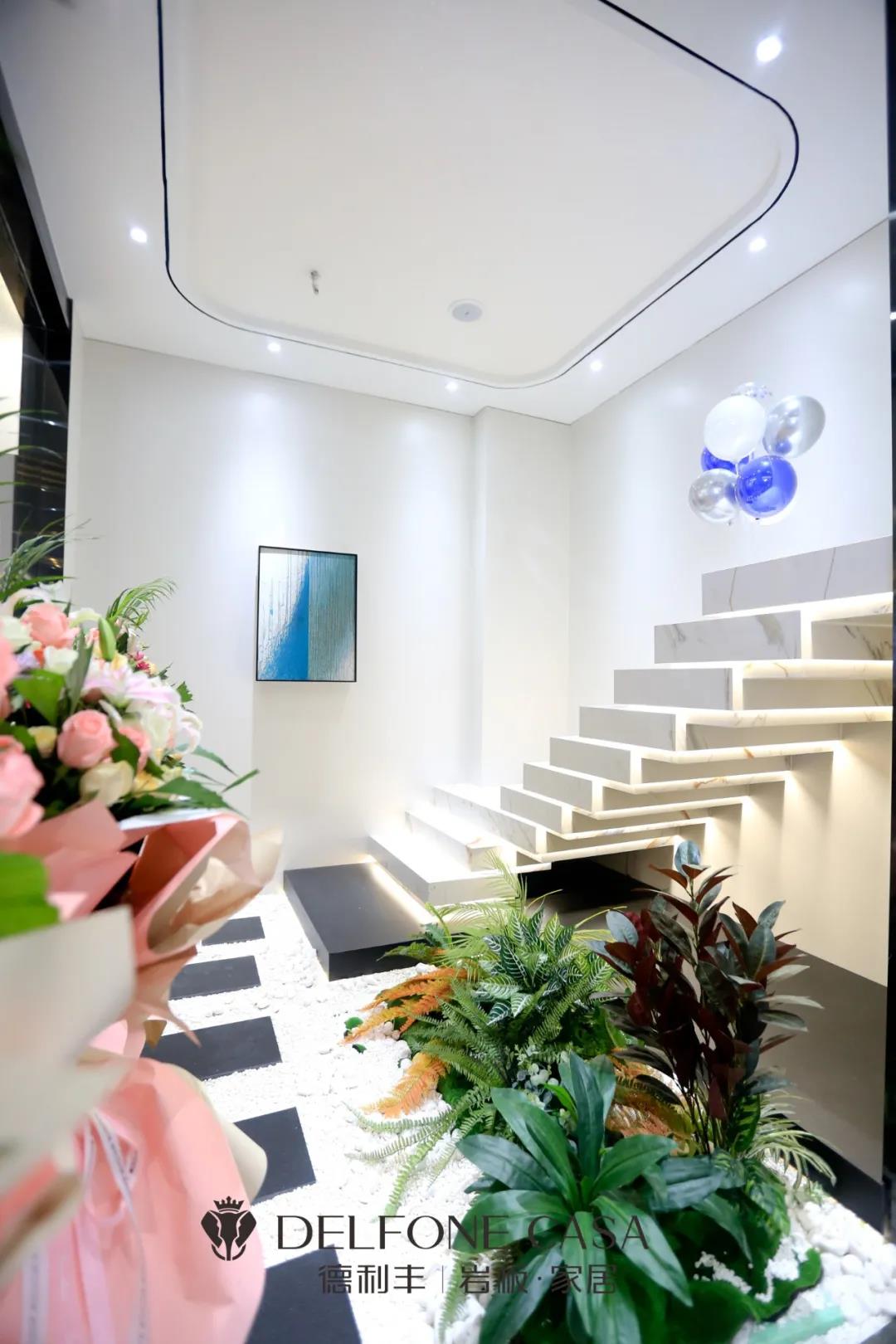 探店速遞 | 沈陽(yáng)絕美巖板旗艦店，承載藝術(shù)的空間作品(圖10)