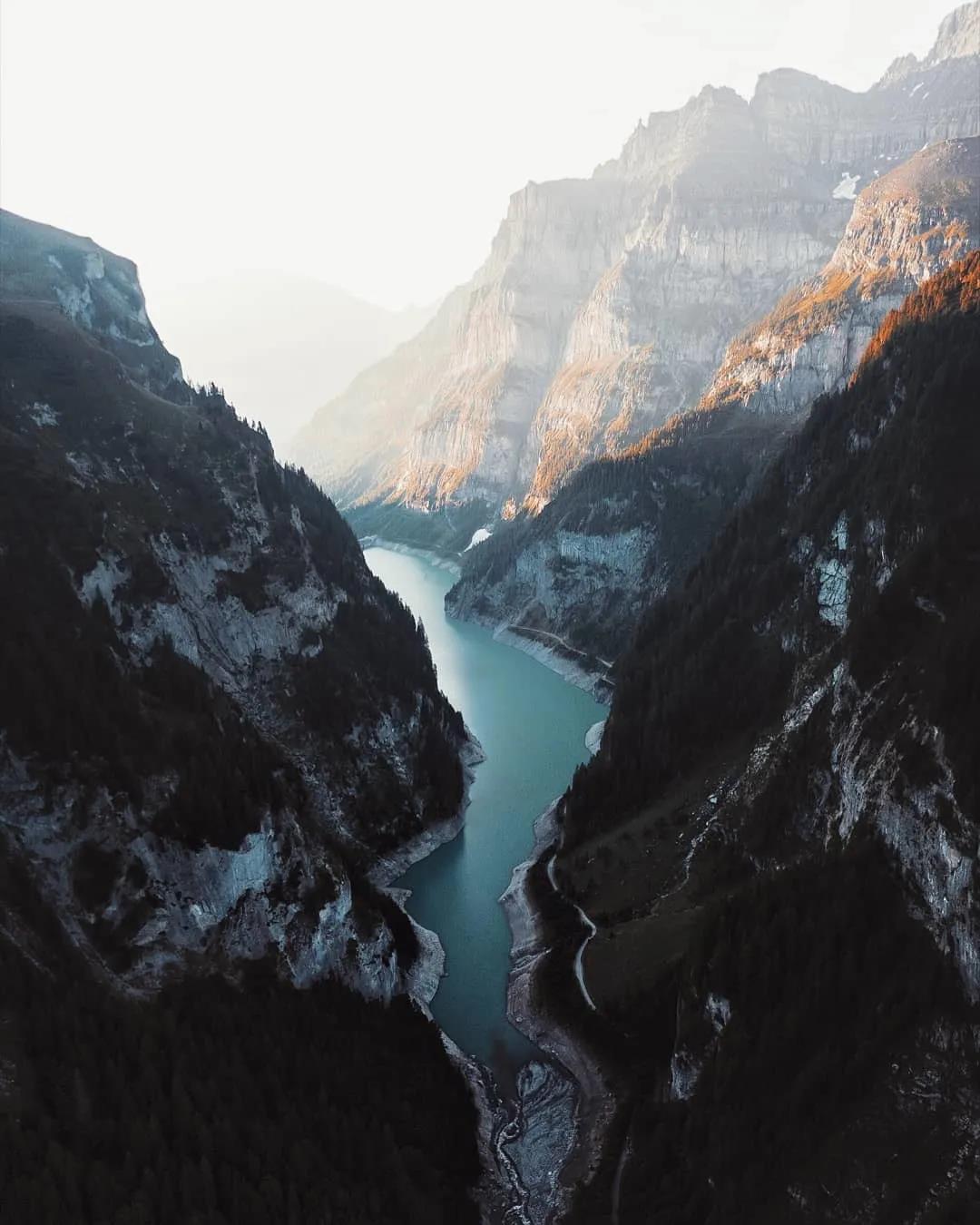 DELFONE新品 | 渾然天成的莎士比亞高級灰，盡顯空間品味(圖1)