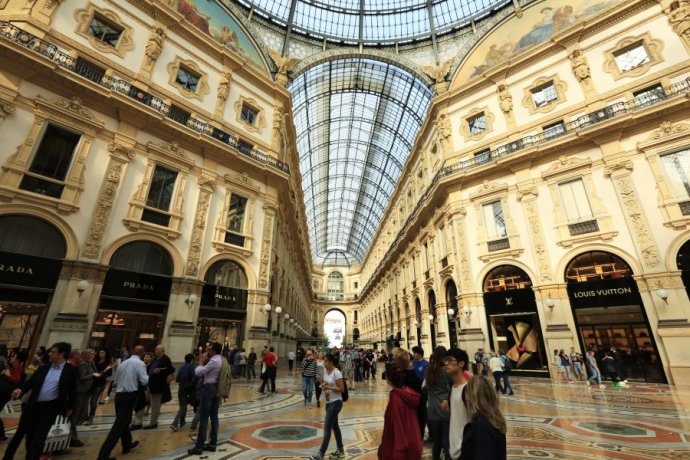 以神圣之名，載譽(yù)而至——米蘭(圖1)