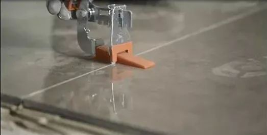 【干貨】7步解鎖大巖板鋪貼技巧！(圖8)