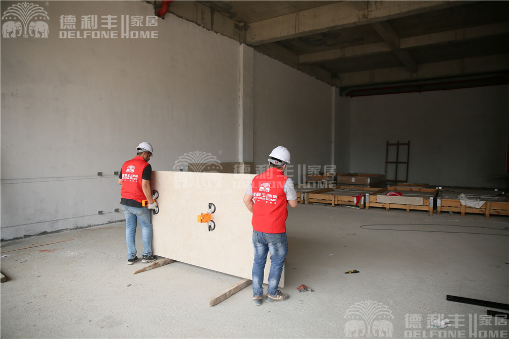 【揭秘】德利豐大巖板鋪貼視頻花絮，速速圍觀(圖13)