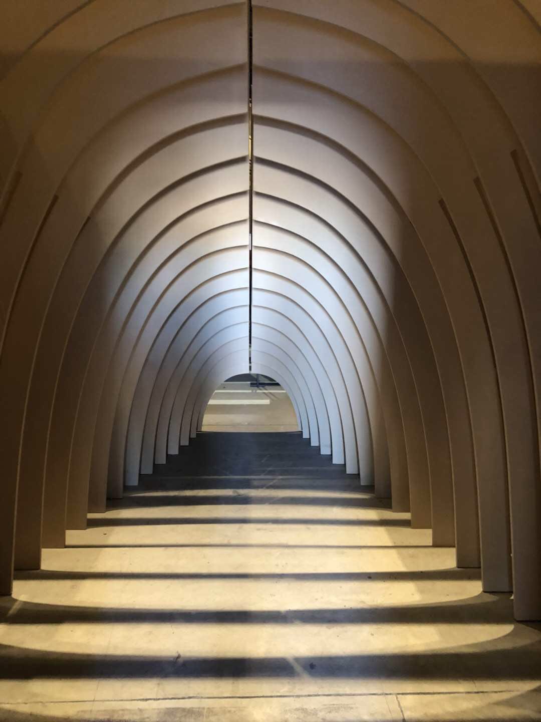 建筑的目的，最初不過就是為了改變?nèi)藗兊娜粘?圖9)