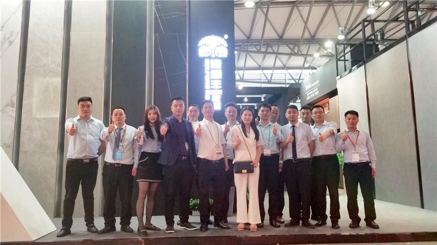 德利豐家居定制LIFE3.0展隆重開幕，探索高端家居(圖1)