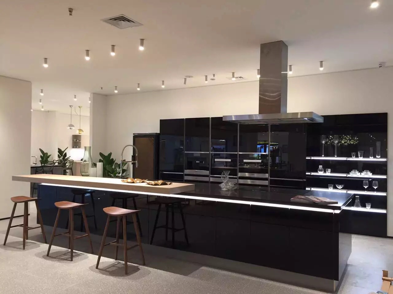 走在潮流前端，SCAVOLINI、KEYE門店都在用它！(圖1)