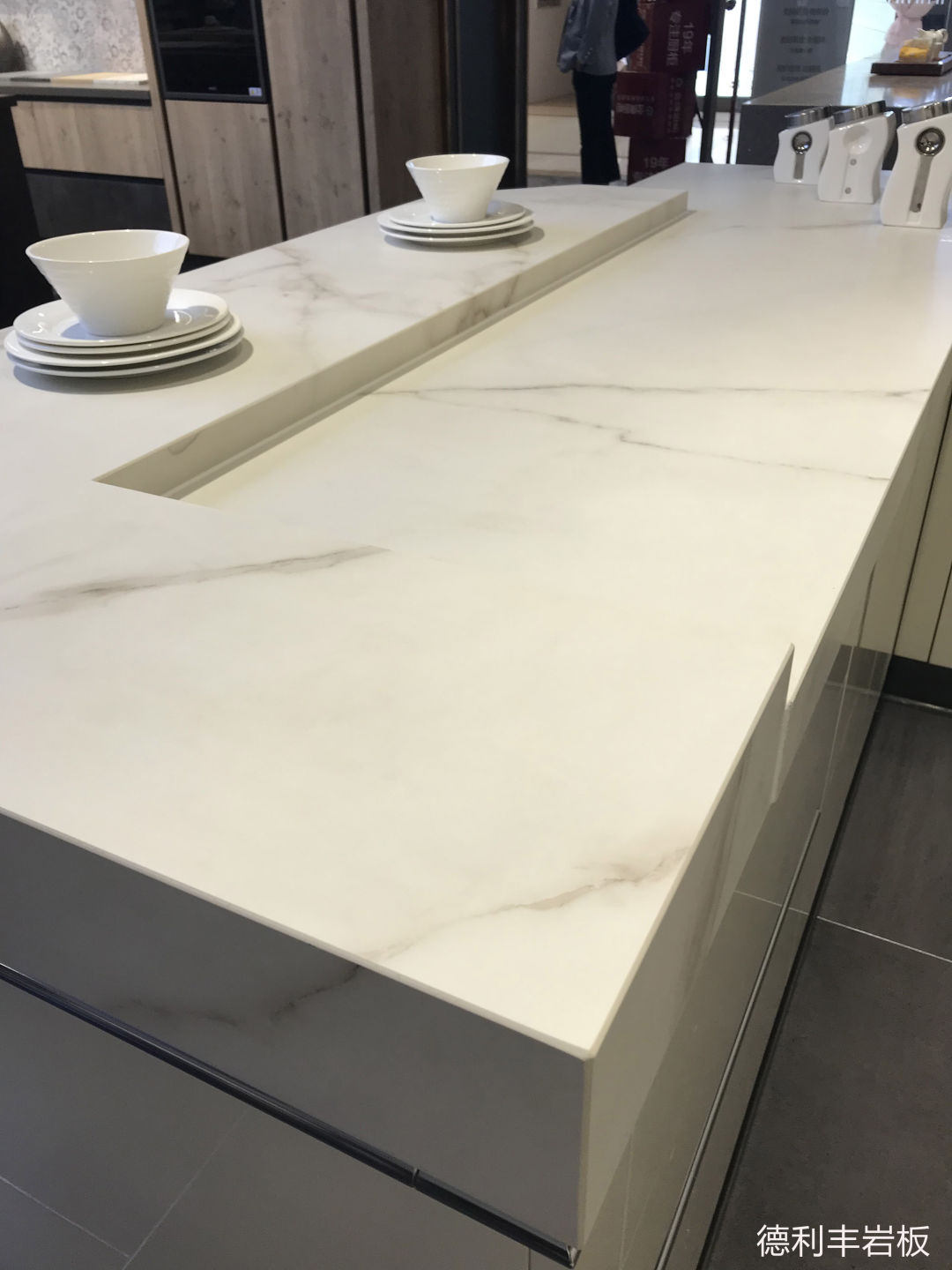 為何大家說：一種叫德利豐巖板，一種叫其他巖(圖4)