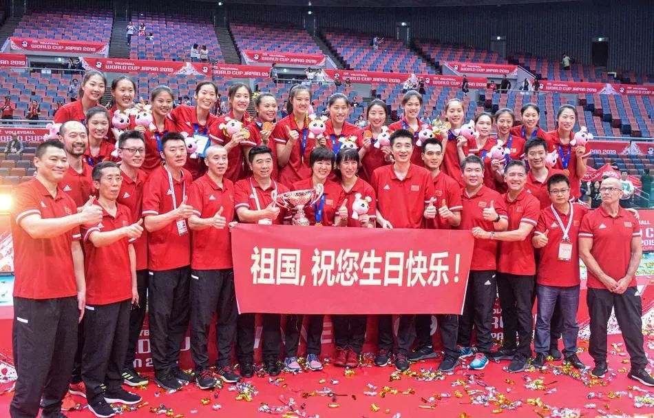 十一連勝慶“十一”，學(xué)女排，見行動(dòng)。(圖5)