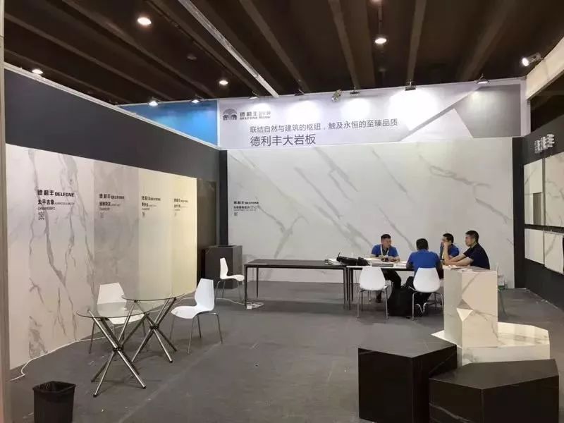 十一連勝慶“十一”，學(xué)女排，見行動(dòng)。(圖6)