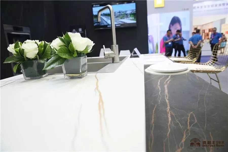 十一連勝慶“十一”，學(xué)女排，見行動(dòng)。(圖8)