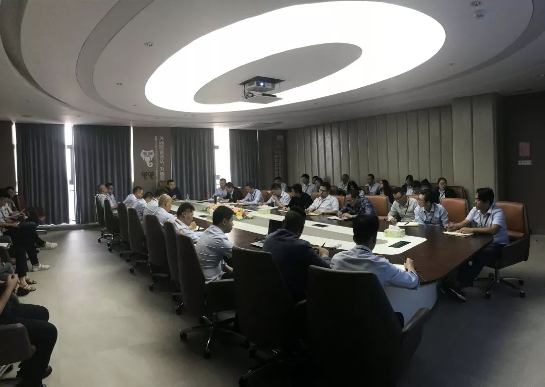 保持態(tài)勢(shì)，持續(xù)擴(kuò)張 — 德利豐家居10月總結(jié)會(huì)圓