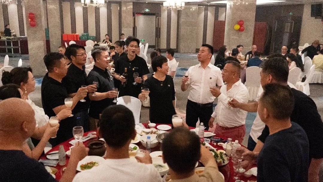 德利豐寧波旗艦店盛大開業(yè) | 以設計之名，巖造家居美學(圖22)